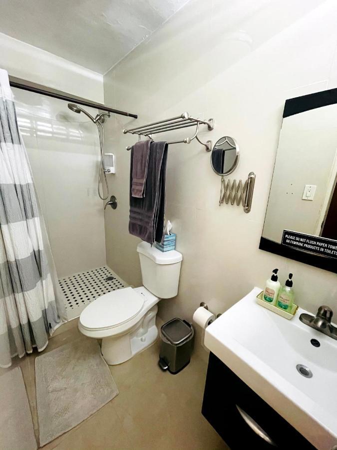 Cozy Studio Retreat With Private Parking And Free Laundry Ponce Dış mekan fotoğraf