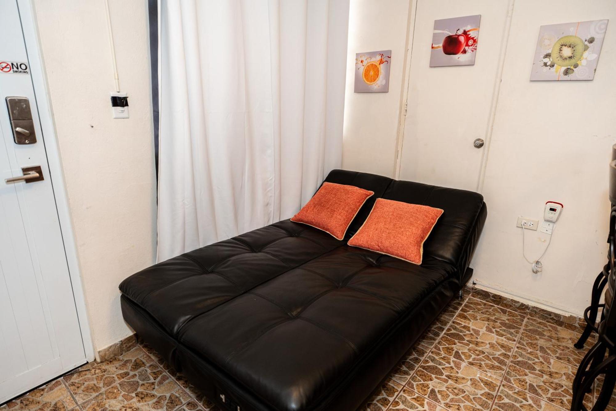 Cozy Studio Retreat With Private Parking And Free Laundry Ponce Dış mekan fotoğraf